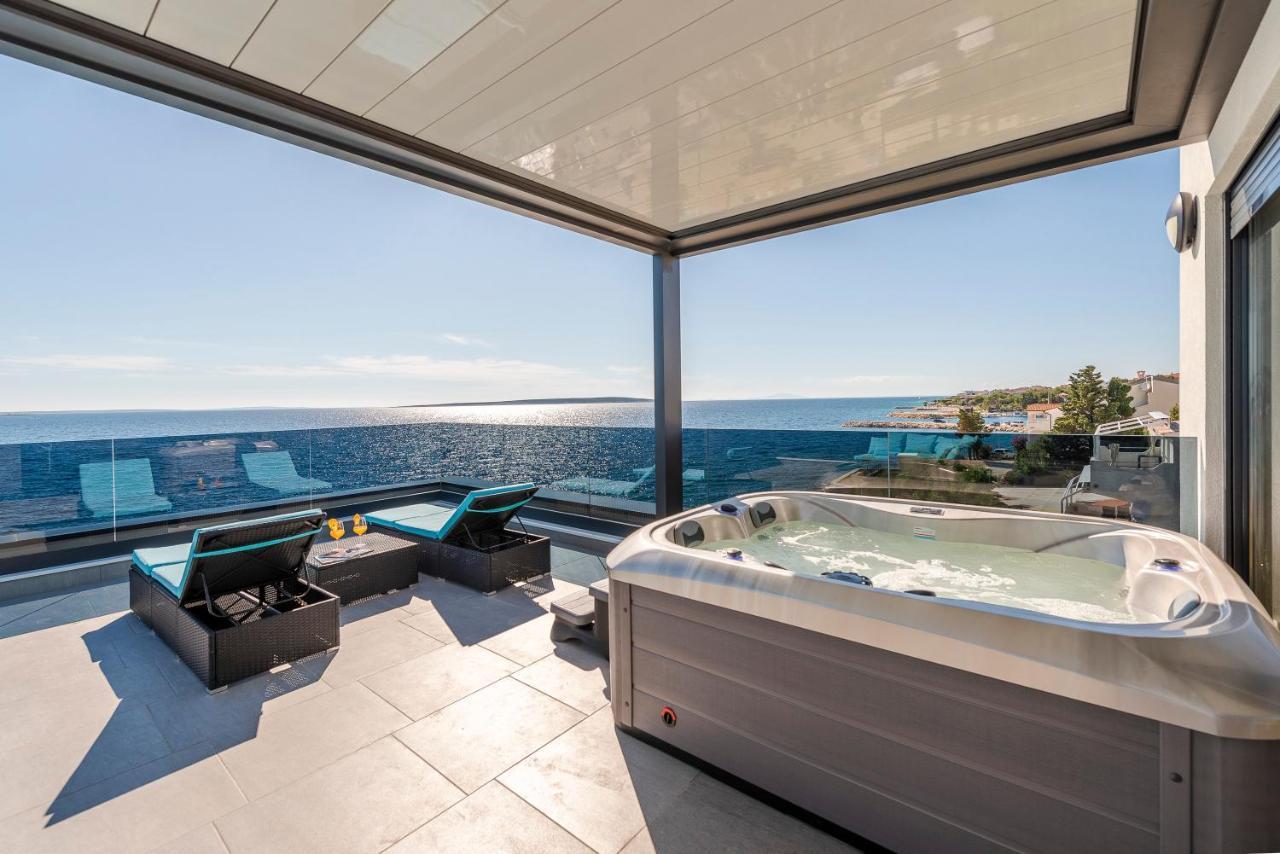 Mediteran Luxury Penthouse With Jacuzzi Mandre Ngoại thất bức ảnh