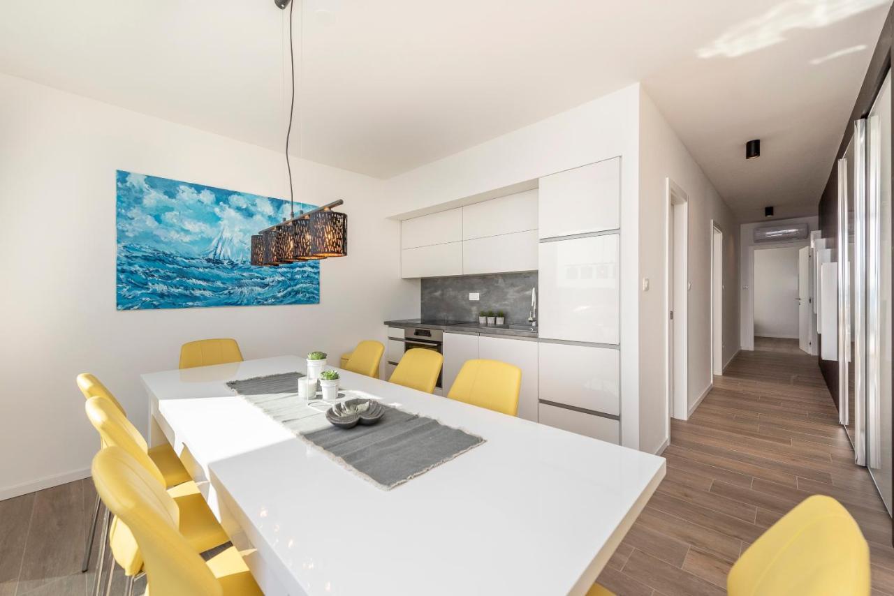 Mediteran Luxury Penthouse With Jacuzzi Mandre Ngoại thất bức ảnh