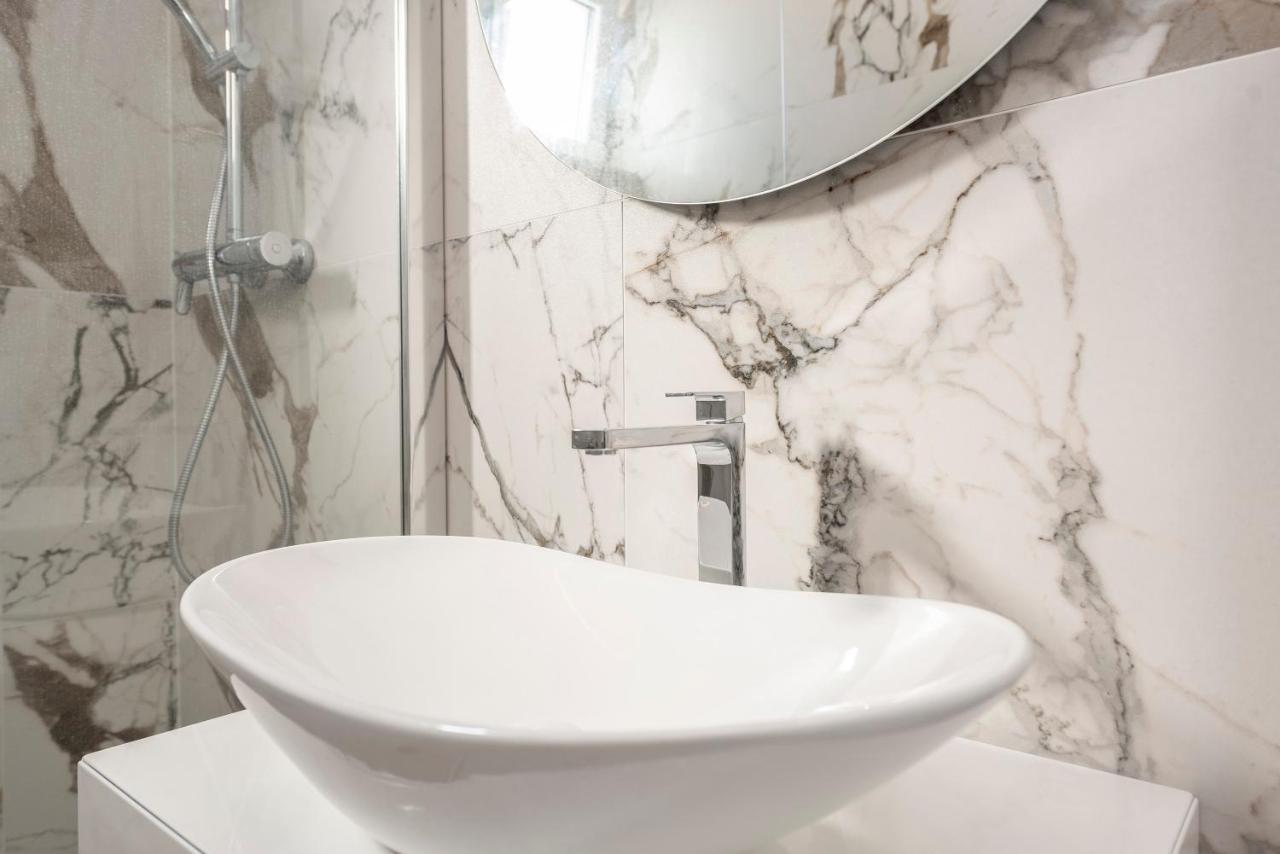 Mediteran Luxury Penthouse With Jacuzzi Mandre Ngoại thất bức ảnh