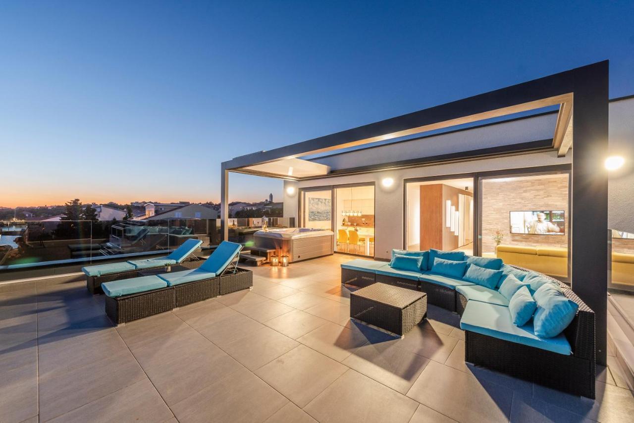 Mediteran Luxury Penthouse With Jacuzzi Mandre Ngoại thất bức ảnh