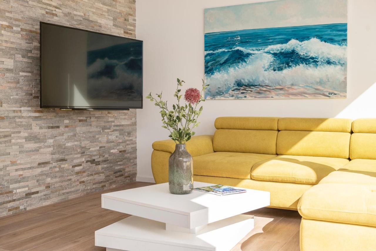 Mediteran Luxury Penthouse With Jacuzzi Mandre Ngoại thất bức ảnh